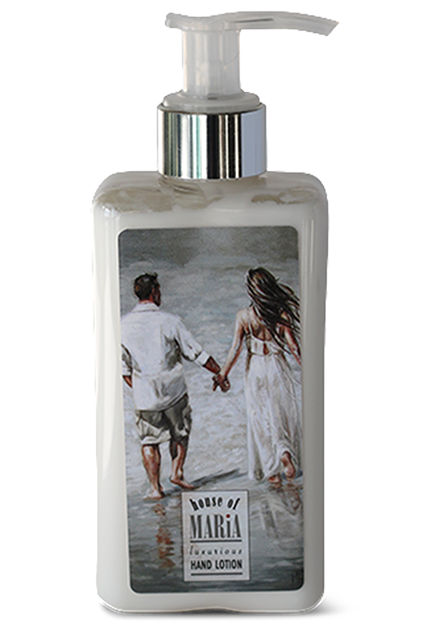 Couple on Beach | Sen Sen | Hand Lotion