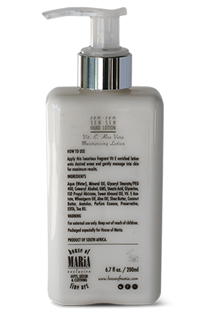 Hugging Girls | Sen Sen | Hand Lotion